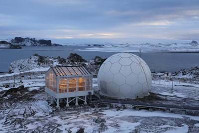 Green house in Antarctica made from the same acrylic we use!