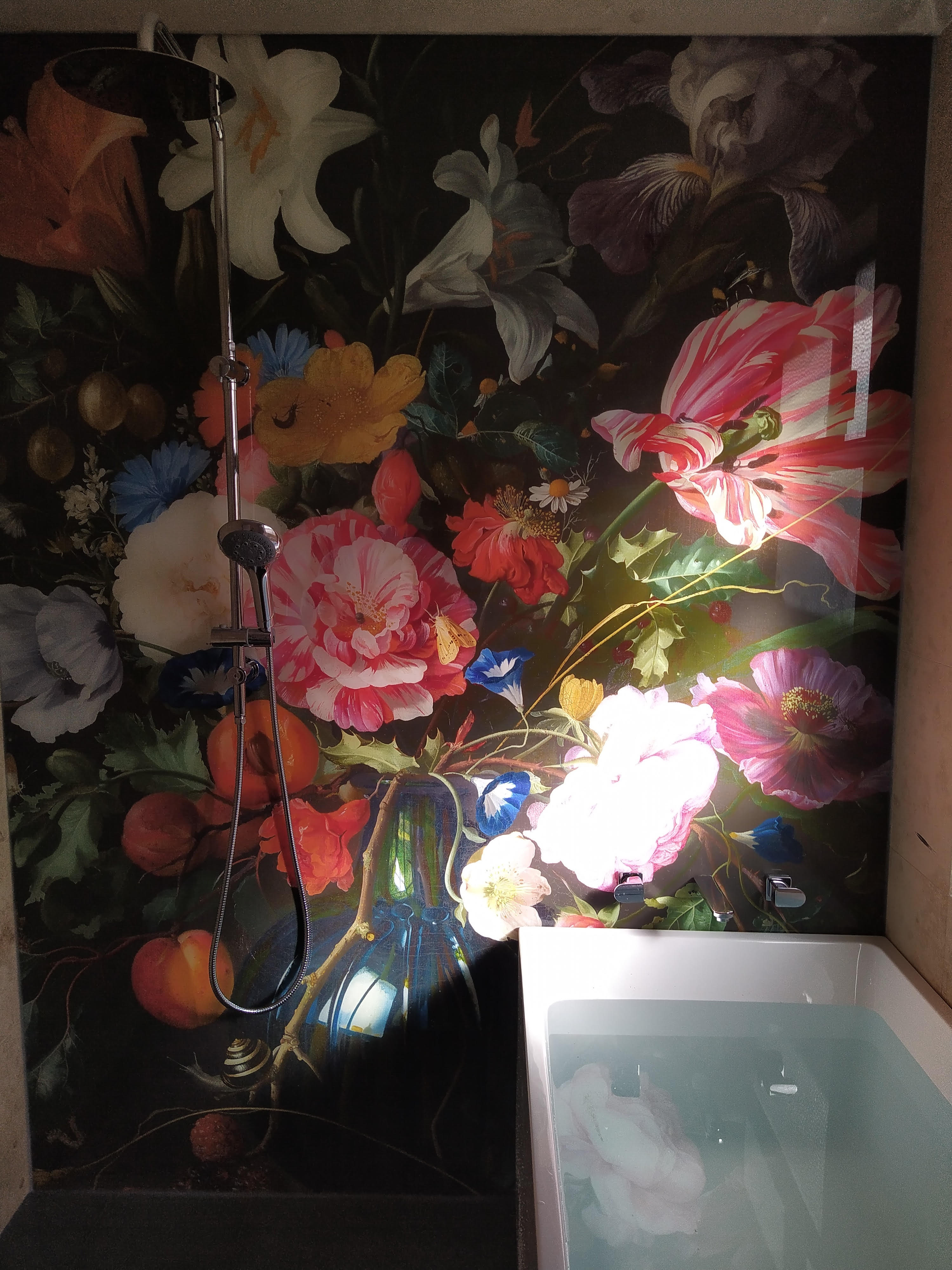 green splashbacks, polymer splashback, acrylic splashbacks, panels, wall panels, wet wall, wall panelling ideas, wet wall panels, lamipanel