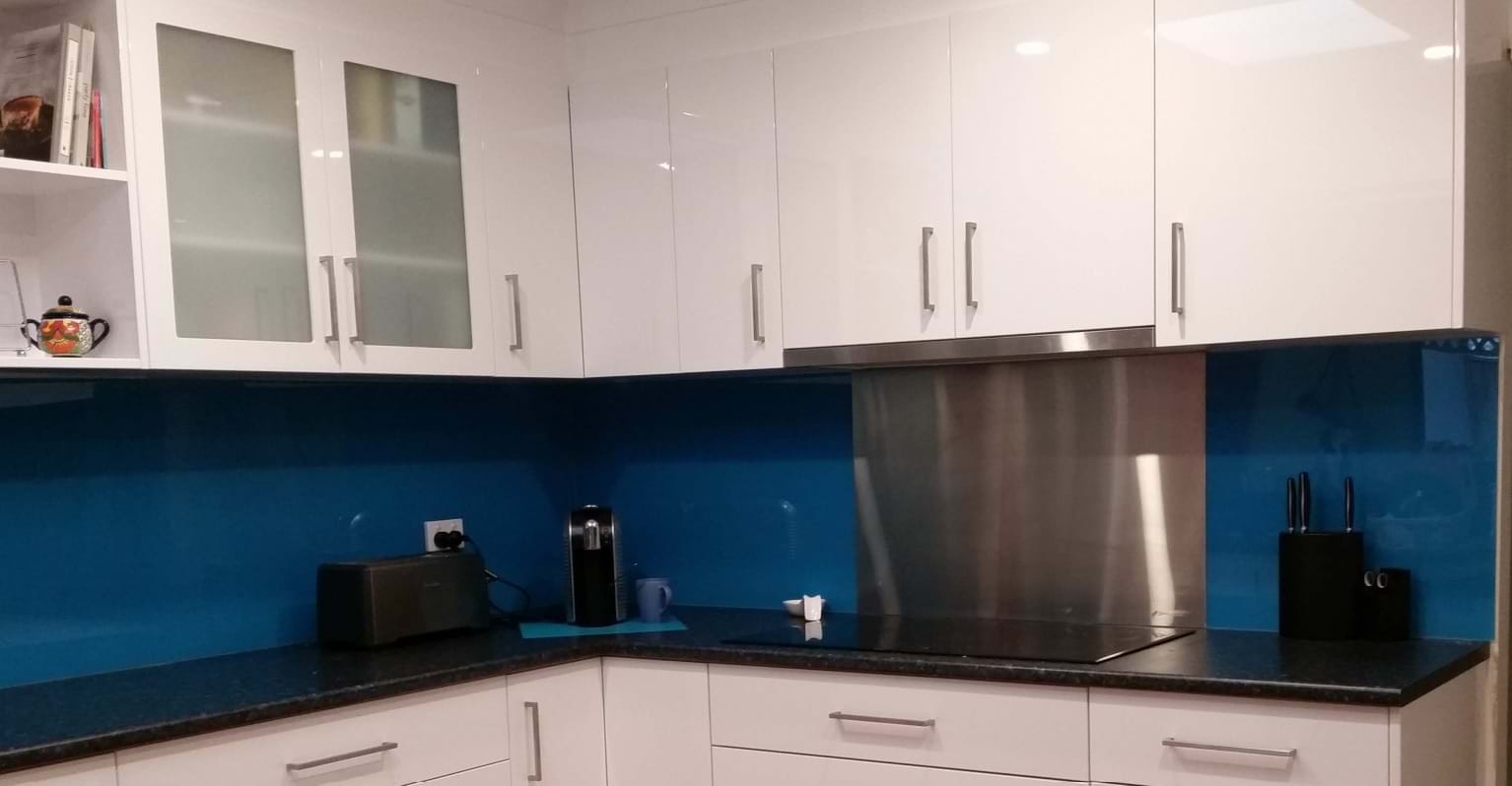 Wall Panels, splashbacks, kitchen splashbacks, polymer splashbacks, wet wall, blue splashbacks
